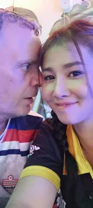 Asia_enjoy Love Birds Pic