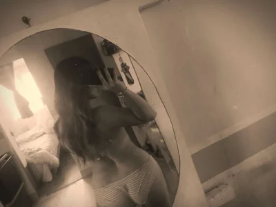 xWorldClassKellyxPublic图片 3