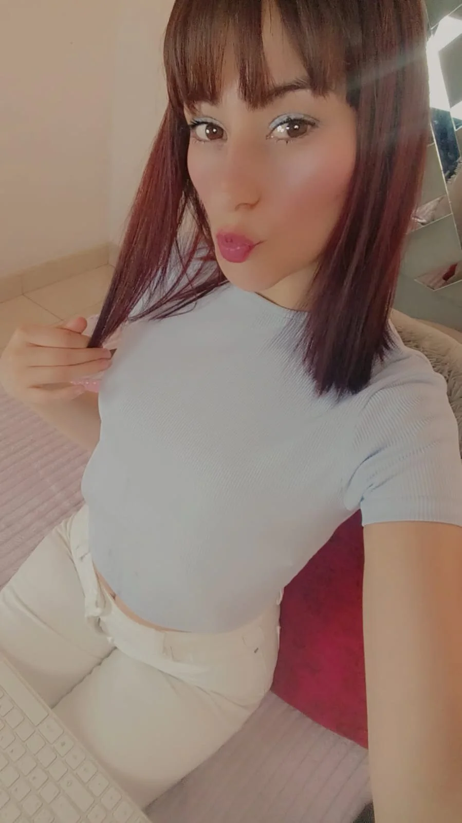 Amelia_Carterth 님의 트렌드 중인 사진  6677개