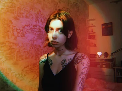 prettybones in the lights টি ছবি