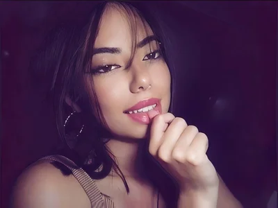 Sapphire_pink Public Pic 3