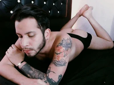 TonyCollins_ Public Foto 2