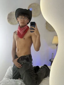 Damon_wolfe A COLOMBIAN COWBOY💛💙❤️ รูป  3