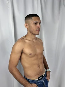 Derek_Storm_ White and blue🤍💙 টি ছবি