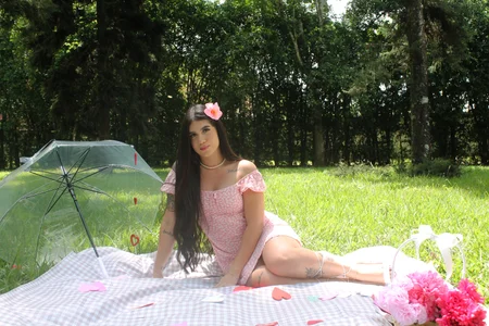 kloe_bella Let's enjoy Valentine's Day together❤️🔥 зображення