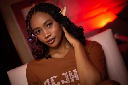 AgataRinaldi I am cute and sensual ebony girl, say hello for me 🙈 Pic 7