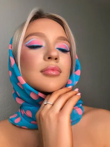 sarahphyllis Public  5টি ছবি