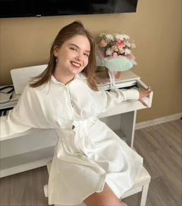 Saraa_Broown Public Pic 5