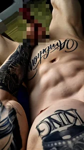 Angelo_Varek My cock is very hard 😈 Billede