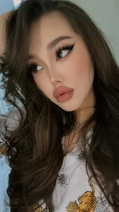 Crystal_Charmy Public Pic 2