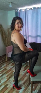 PalomaLombardimy room Bild 2