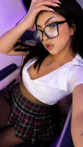 _Chlloe's XXX Nude Photo 2