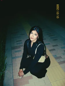 Bella_rochee Midnight looks good on me🌚 Pic 4