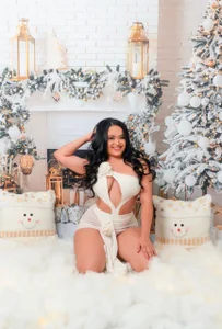 sabrina_shark_ Have you ordered your gift yet?🎁😏 Pic 5