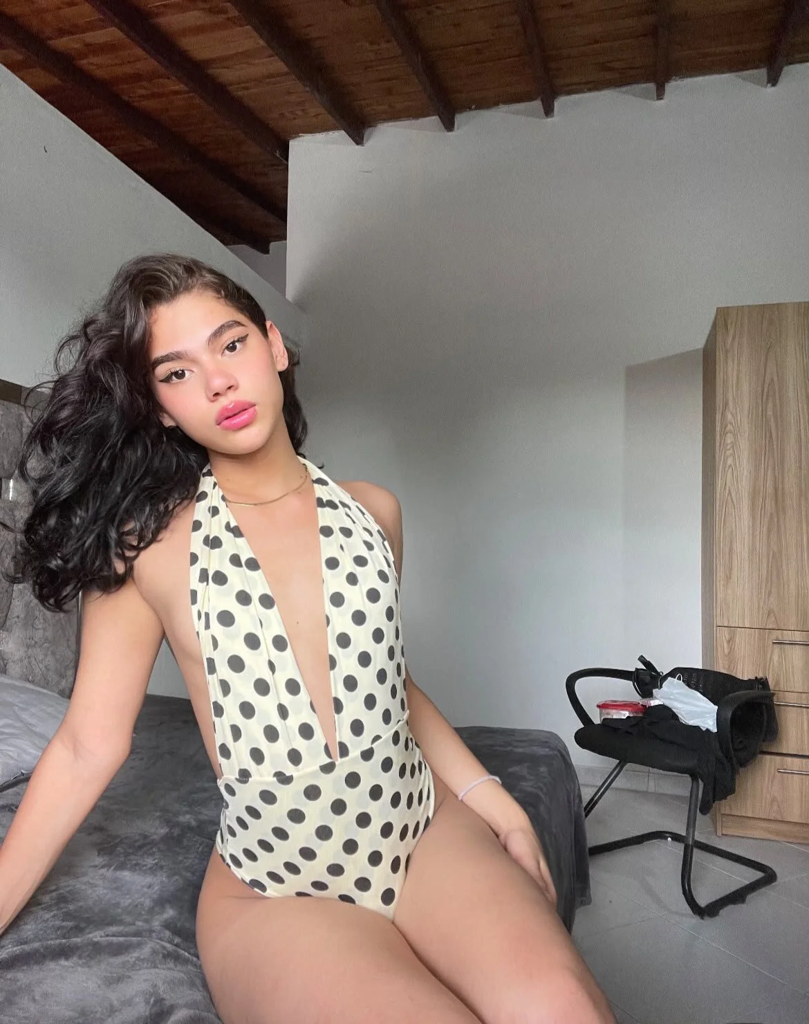 Трендове зображення  9909 ValeriaMona
