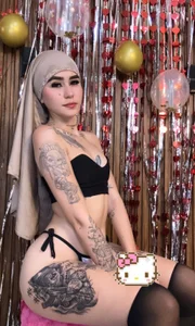 seraphine_arabic Don't look at me like that... or I'll end up doing something you won't be able to forget 😈💜 Pic 7