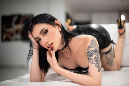 CamileHolmes ELEGANT Pic 6