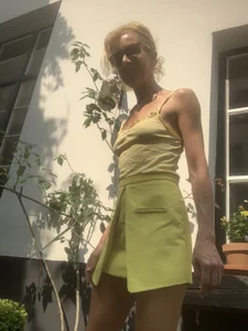 Lola_Belgium Public Foto 8