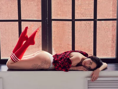 Mermaid_Melody Red Checkerd Photoset зображення