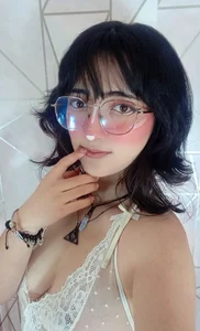 SaraMartini1 horny 🥵💦 Pic 4