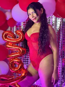 Wanda_Milf kullanıcısının Valentine's Day 2026 albümü -  7 fotoğraf