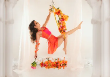 CristalGold 🌼Spring to bloom🌼 Pic 3