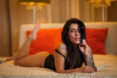 MillaBlis: Soft Touch, Deep Gaze ( фото)