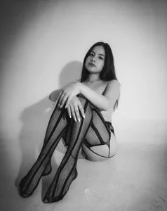 ameliiaa_smith black and white 🔥🔥❤❤❤ Immagine  5