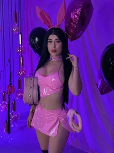 MadelineFox Sado valentine🖤💗 Pic 3
