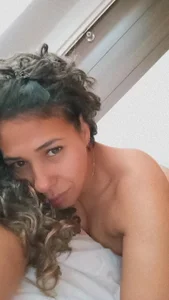 IVONNE_COLLINS33 Make me aware Pic 3