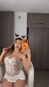 isabellaa_see_ 🦌 Pic 3