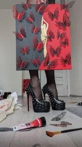 Veronica_Watson Muse in Heels Pic 2