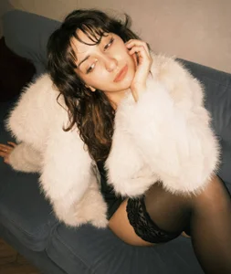 Zdjęcia AngelaCox Spoiled girl:  2