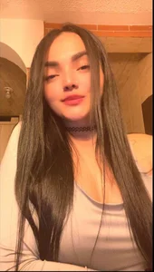 Zdjęcia Alessia_Peach Public: 