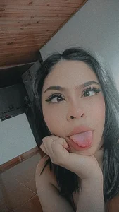 trina_and_dante: Public ( 4 фото)