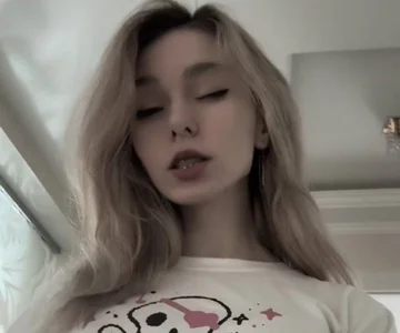 WhitneyBustle Public Billede 2