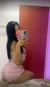 Adaraa_a A LITTLE OF ME ❤️ Billede 4