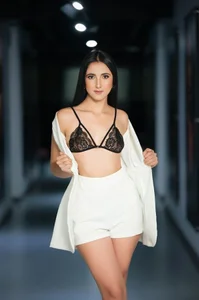 Noami_Rose Attitude is my best accessory Pic