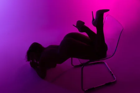 AlessiaLondon Between Light and Shadow ✨ Pic 5