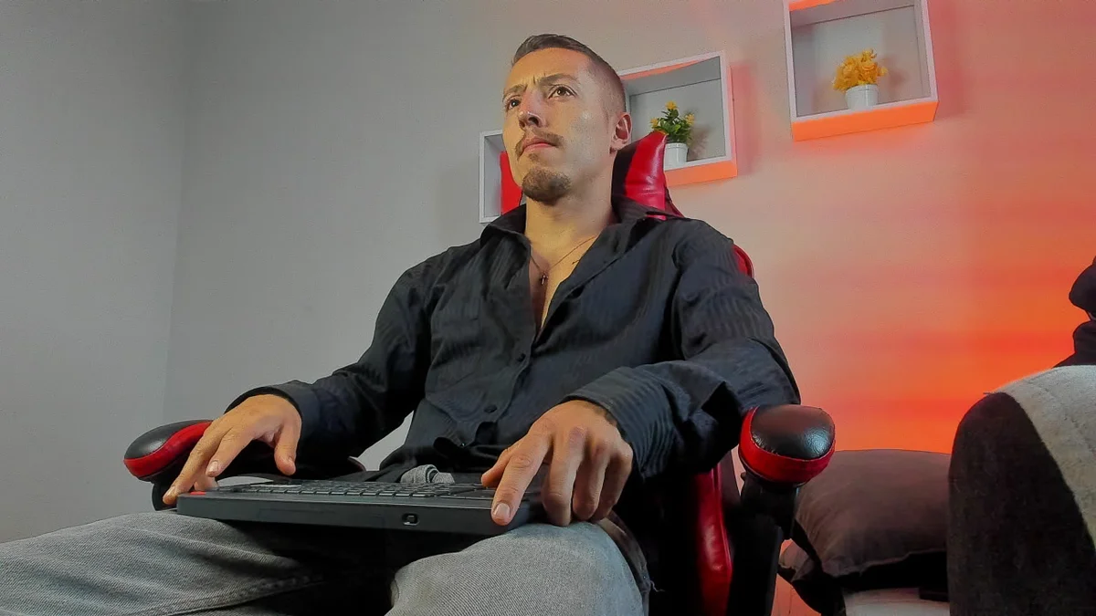 Lorenzo_Vellum immagine di tendenza 1704