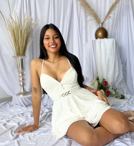 LIA_SWAN_ Between lights and elegance👑 Pic