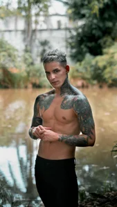 trisstann_ me!  2টি ছবি