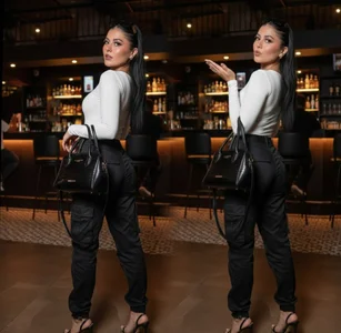 ValeNiitaLuv A little bit about me. 💋 Pic 2