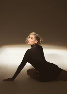 AnaCarrera Light my fire Pic