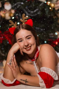 AlliceLover Merry Christmas 2025 Pic 7