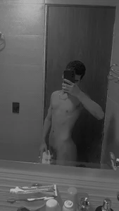 Kiszby's XXX Nude Photo 1