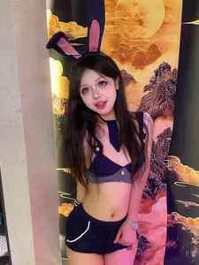 HRB_HAPPY Public Pic 6