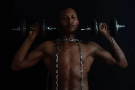 esteveen_ortegas_ Black, smoke and oil টি ছবি