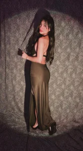 Miaa_Davis_ 𝒞𝑜𝓂𝑒 𝐻𝑒𝓇𝑒👄 Pic 2