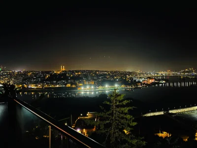 NadiraNoor Istanbul, Turkey Pic 8